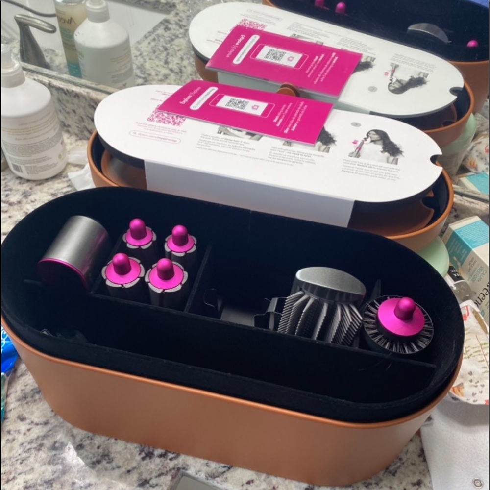 Complete dyson airwrap